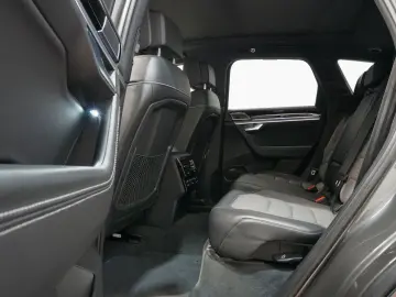 VW Touareg R-Line 4Motion 3.0 TSI LUFT AHK IQ.Light