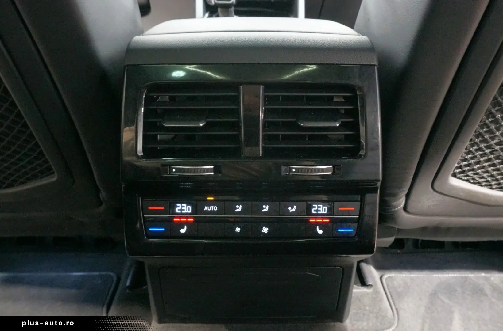 VW Touareg R-Line 4Motion 3.0 TSI LUFT AHK IQ.Light