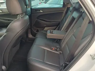 Hyundai Tucson 1.6 benzina 177 CP 4WD 7DCT Luxury