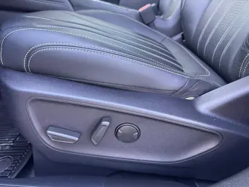 FORD KUGA 2.5 Duratec FHEV 190CP Vignale CVT AWD