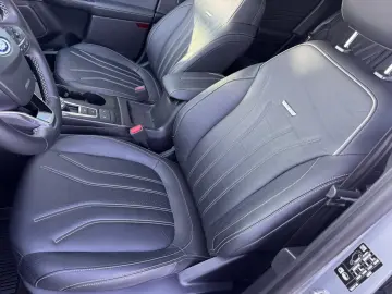 FORD KUGA 2.5 Duratec FHEV 190CP Vignale CVT AWD