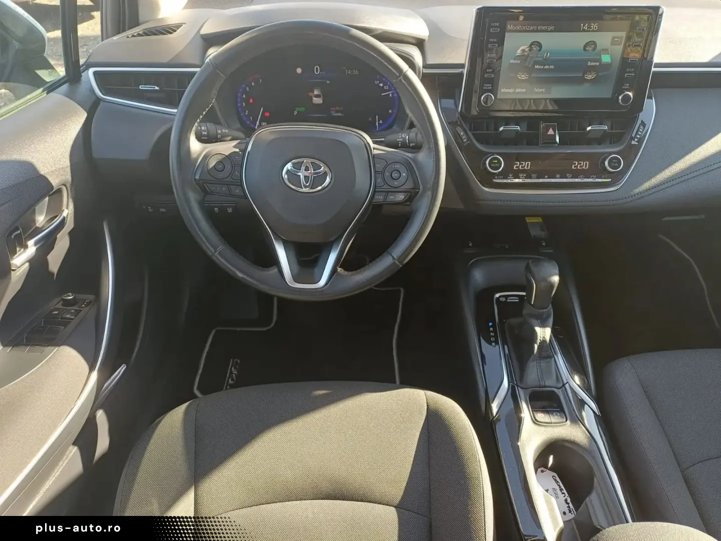 Toyota Corolla Sedan 1.8 hybrid 122 CVT Business Plus
