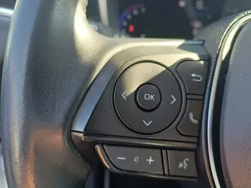 Toyota Corolla Sedan 1.8 hybrid 122 CVT Business Plus