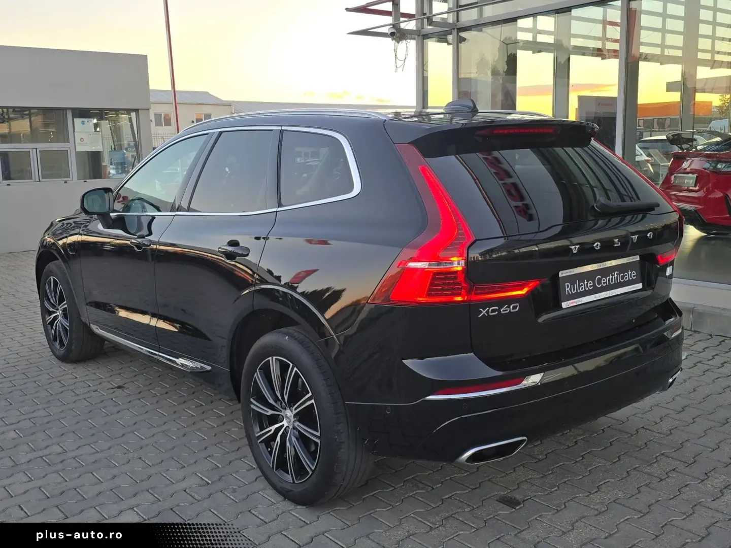 Volvo XC-60 Recharge T8 Twin Engine eAWD Inscription - 390 C