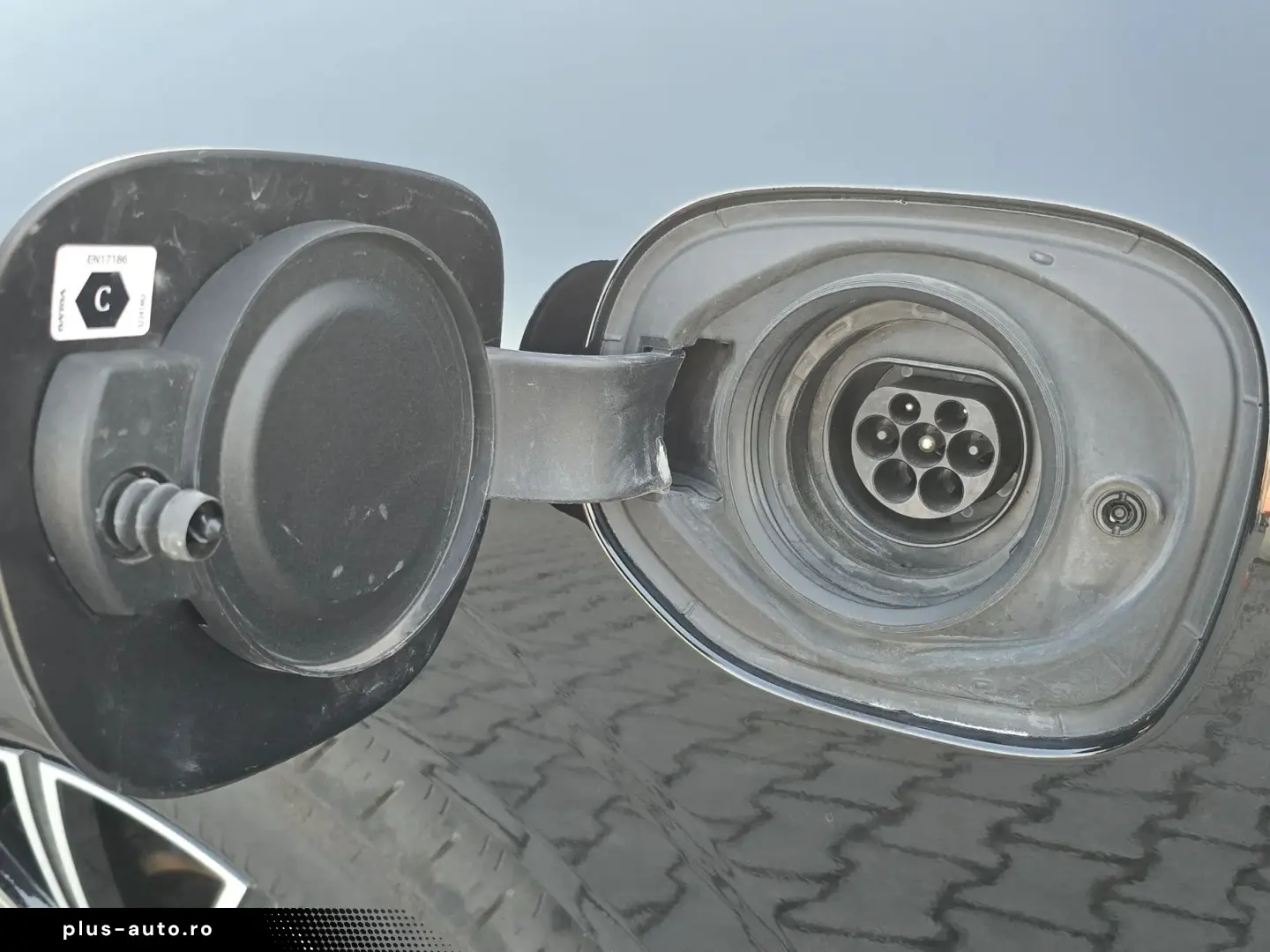 Volvo XC-60 Recharge T8 Twin Engine eAWD Inscription - 390 C