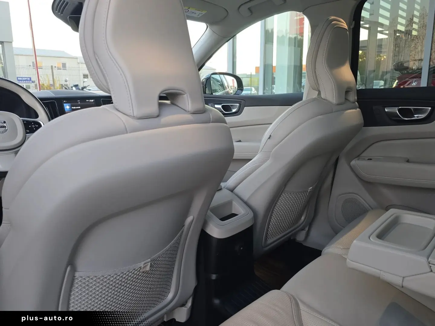 Volvo XC-60 Recharge T8 Twin Engine eAWD Inscription - 390 C