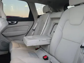 Volvo XC-60 Recharge T8 Twin Engine eAWD Inscription - 390 C