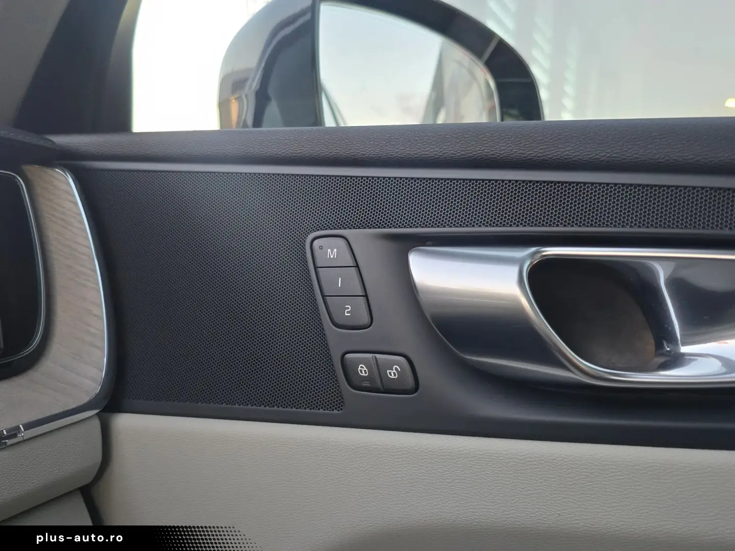 Volvo XC-60 Recharge T8 Twin Engine eAWD Inscription - 390 C