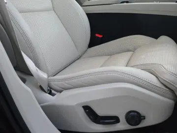 Volvo XC-60 Recharge T8 Twin Engine eAWD Inscription - 390 C