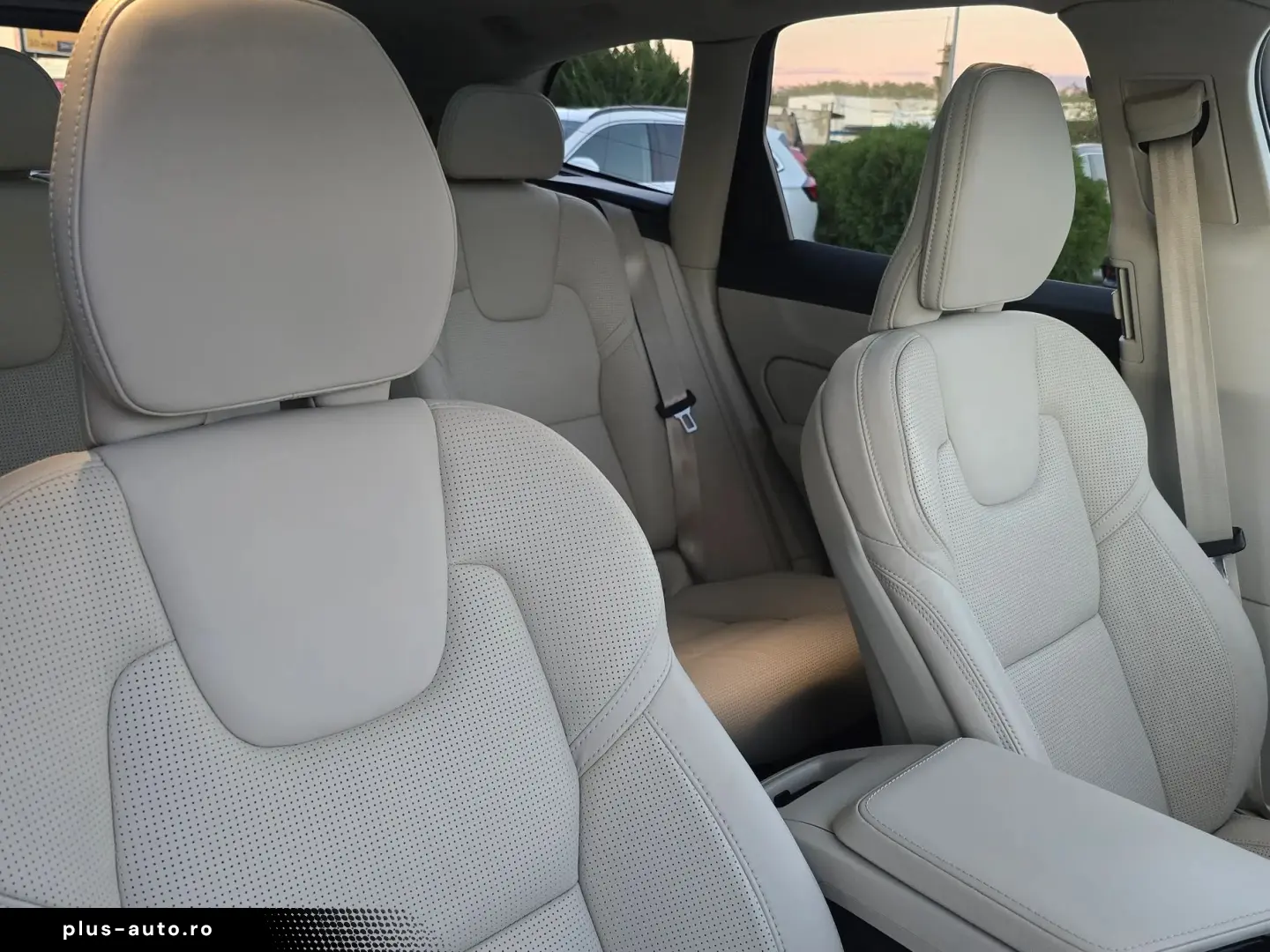 Volvo XC-60 Recharge T8 Twin Engine eAWD Inscription - 390 C