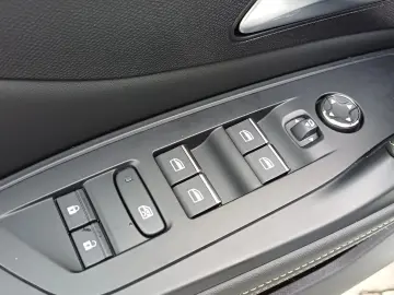 PEUGEOT 308 GT LINE 1.5 Hdi 130 Cp AT