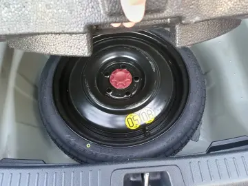 Toyota Corolla 1.8 HYBRID Business