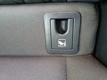 Toyota Corolla 1.8 HYBRID Business