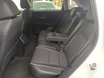 Honda ZR-V 2.0 hybrid 184 CP E-CVT Sport