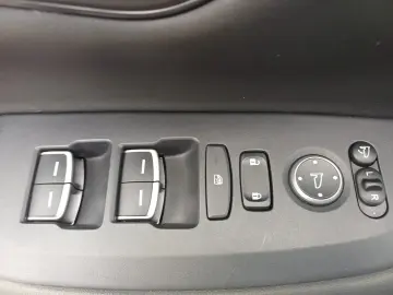 Honda ZR-V 2.0 hybrid 184 CP E-CVT Sport