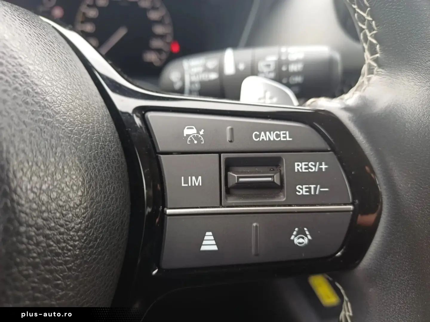 Honda ZR-V 2.0 hybrid 184 CP E-CVT Sport