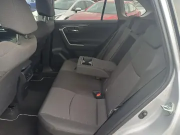 Toyota RAV 4 2.4 Hybrid 218 CP Dynamic 4x4