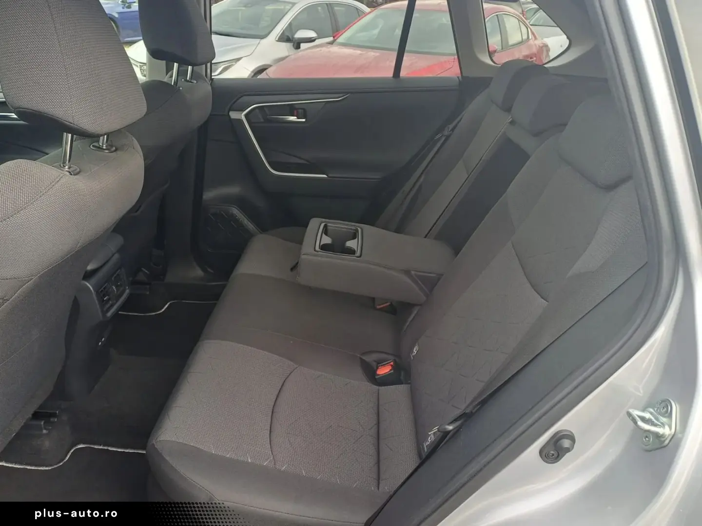 Toyota RAV 4 2.4 Hybrid 218 CP Dynamic 4x4