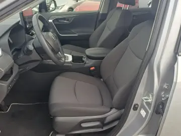 Toyota RAV 4 2.4 Hybrid 218 CP Dynamic 4x4