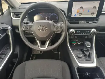 Toyota RAV 4 2.4 Hybrid 218 CP Dynamic 4x4