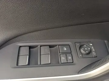 Toyota RAV 4 2.4 Hybrid 218 CP Dynamic 4x4