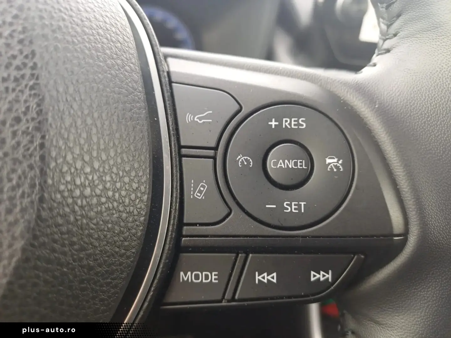 Toyota RAV 4 2.4 Hybrid 218 CP Dynamic 4x4