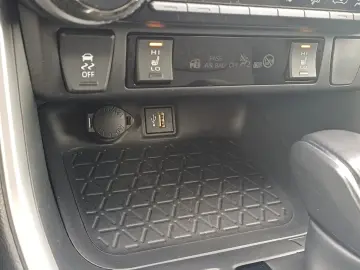 Toyota RAV 4 2.4 Hybrid 218 CP Dynamic 4x4