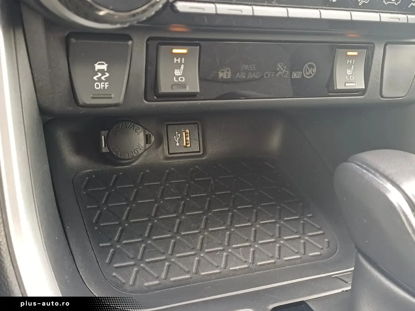 Toyota RAV 4 2.4 Hybrid 218 CP Dynamic 4x4