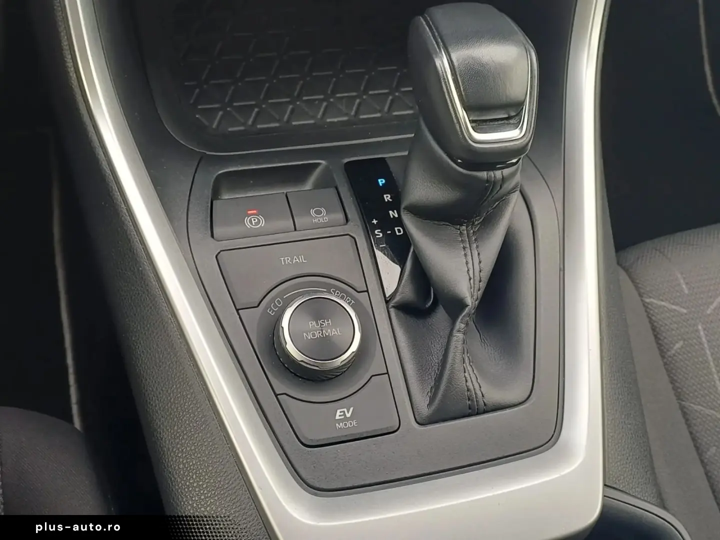 Toyota RAV 4 2.4 Hybrid 218 CP Dynamic 4x4