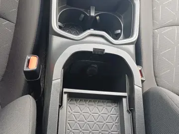 Toyota RAV 4 2.4 Hybrid 218 CP Dynamic 4x4