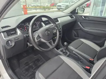 SKODA RAPID 1.2 - 90 CP TSI Ambition