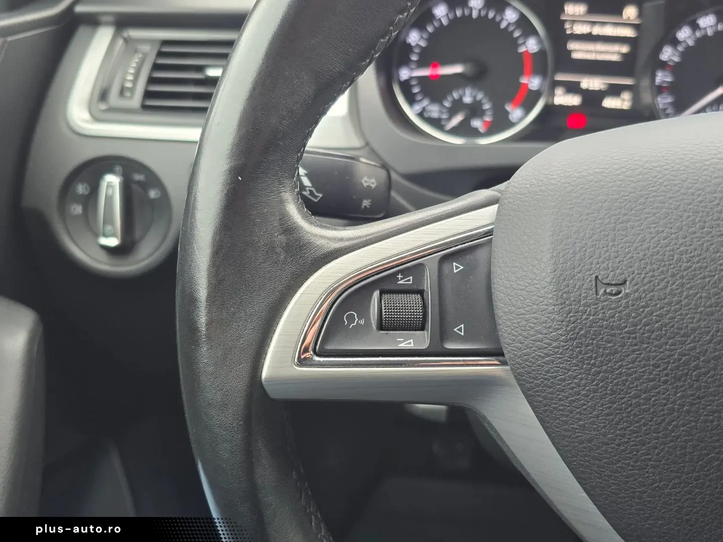 SKODA RAPID 1.2 - 90 CP TSI Ambition