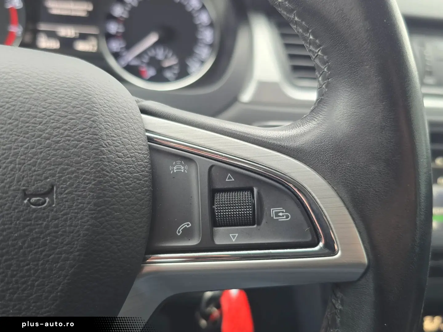 SKODA RAPID 1.2 - 90 CP TSI Ambition