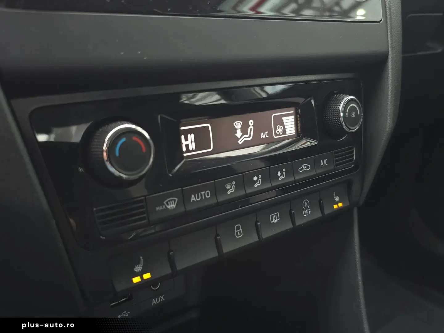 SKODA RAPID 1.2 - 90 CP TSI Ambition