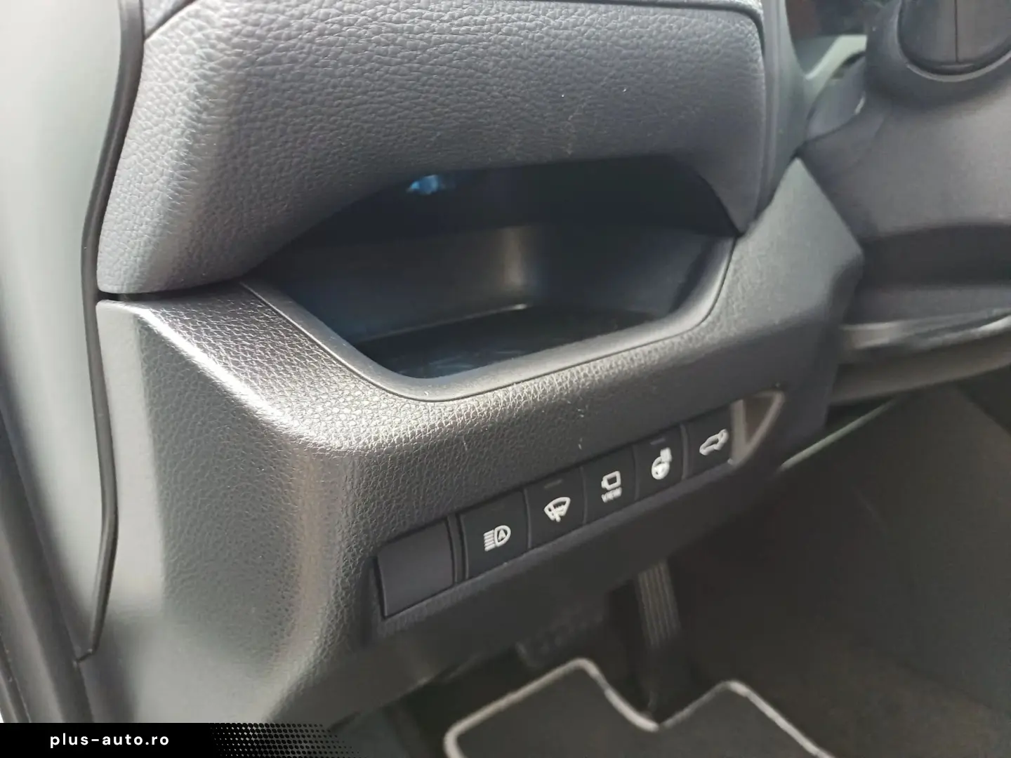 Toyota Rav-4 Gen-V-2018