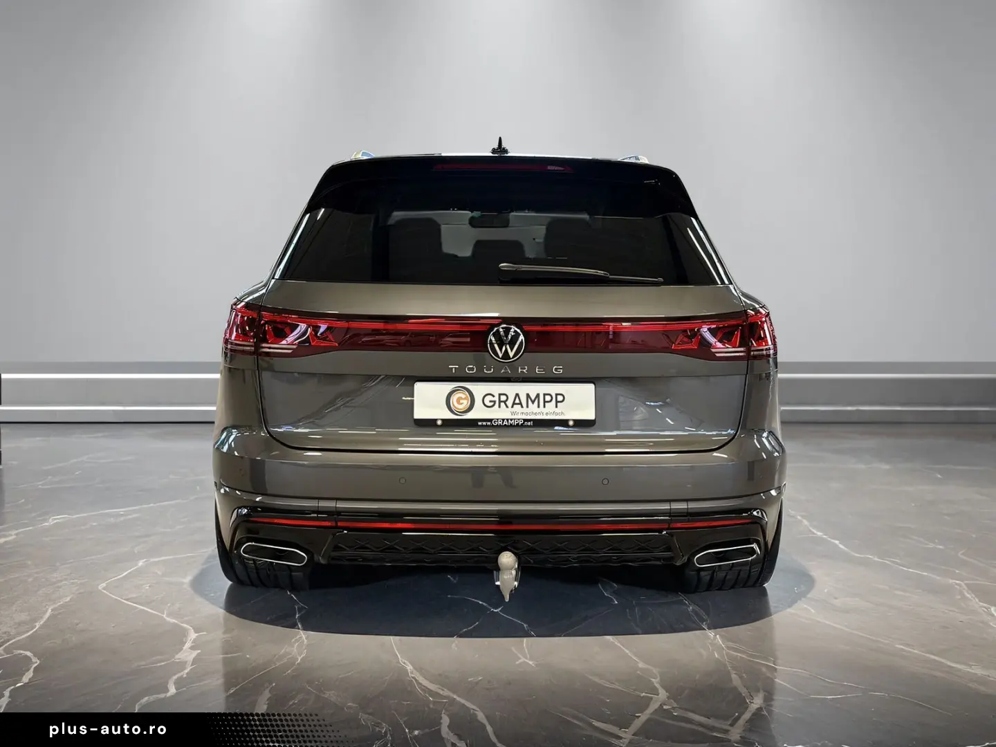 VW Touareg R-Line 3.0TDI  AHK KAMERA LUFT STANDHZG