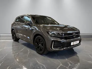 VW Touareg R-Line 3.0TDI  AHK KAMERA LUFT STANDHZG