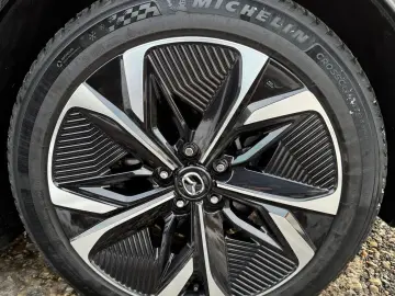 2025 Mazda6e 5HB EV 258ps 1AT RWD Takumi Plus