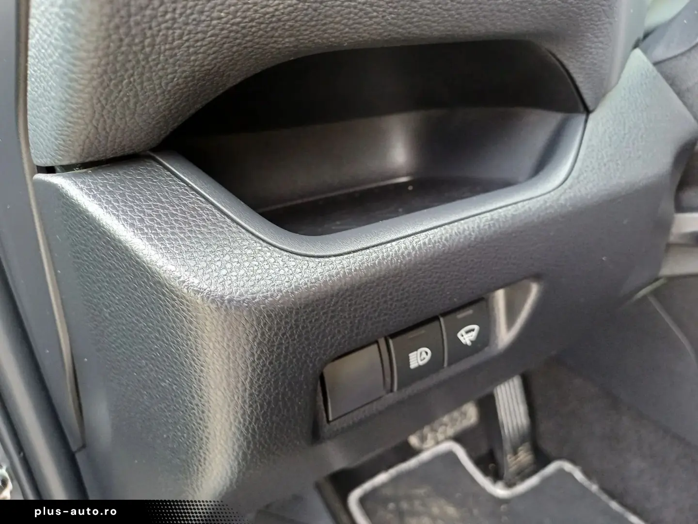 Toyota Rav-4 Gen-V-2018