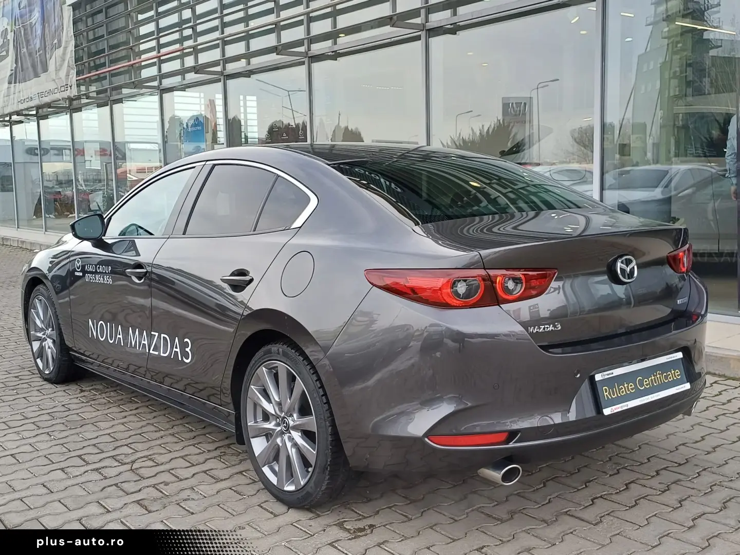 Mazda 3 Sedan 2.5L G 140ps 6AT FWD Exclusive-Line