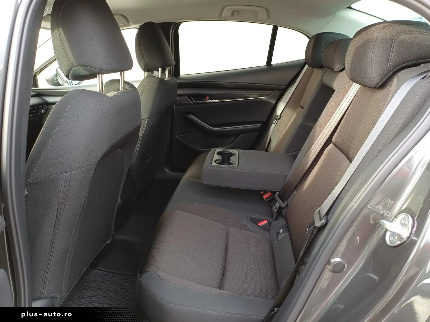 Mazda 3 Sedan 2.5L G 140ps 6AT FWD Exclusive-Line