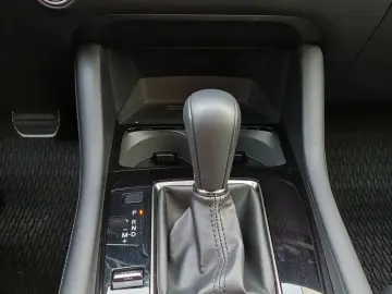 Mazda 3 Sedan 2.5L G 140ps 6AT FWD Exclusive-Line