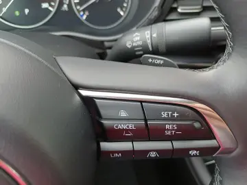 Mazda 3 Sedan 2.5L G 140ps 6AT FWD Exclusive-Line