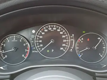 Mazda 3 Sedan 2.5L G 140ps 6AT FWD Exclusive-Line