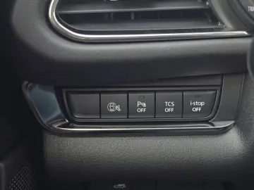 Mazda CX-30 2.0L Skyactiv-X 186CP MHEV Homura