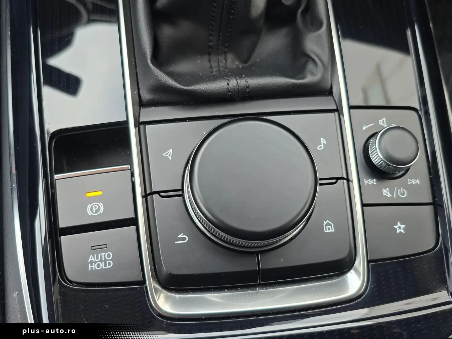 Mazda CX-30 2.0L Skyactiv-X 186CP MHEV Homura