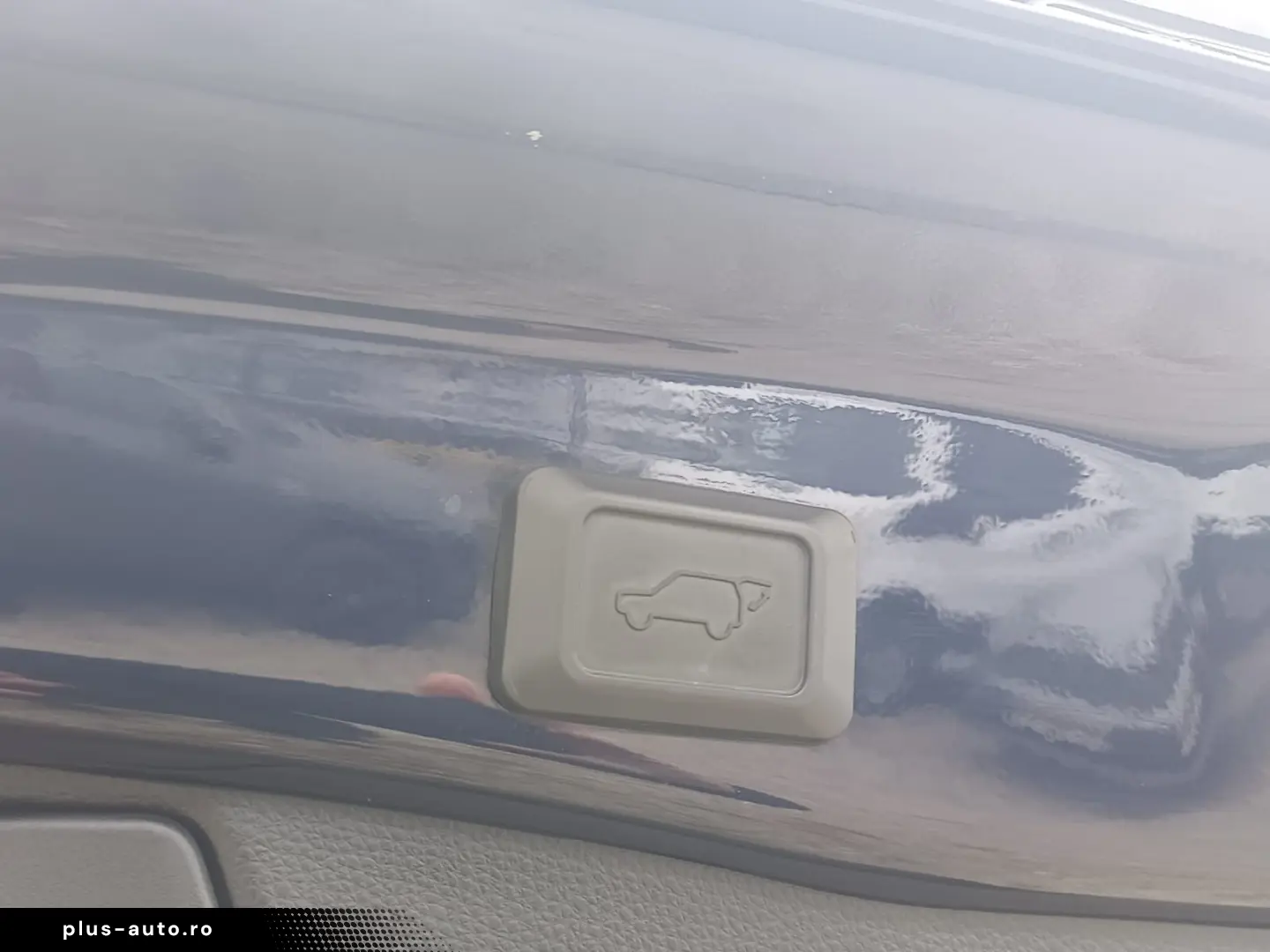 Toyota RAV4 2.4 Hybrid 218 CP Luxury 4x4