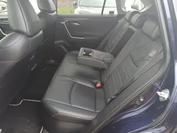 Toyota RAV4 2.4 Hybrid 218 CP Luxury 4x4