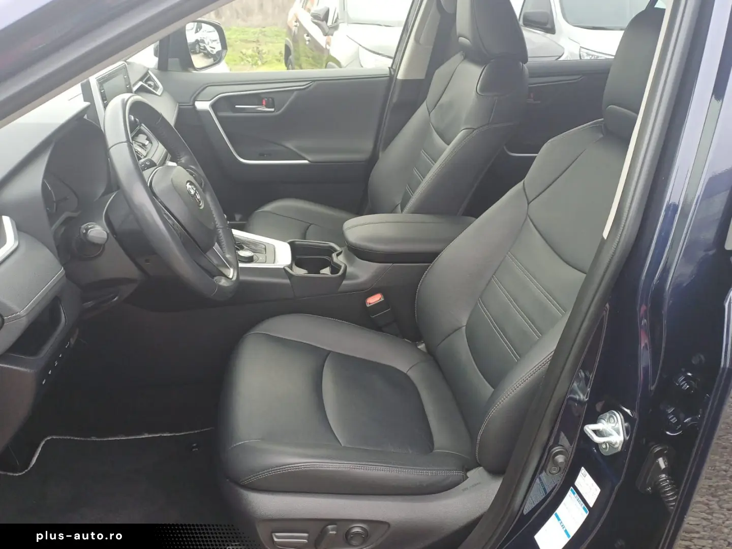 Toyota RAV4 2.4 Hybrid 218 CP Luxury 4x4