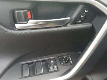 Toyota RAV4 2.4 Hybrid 218 CP Luxury 4x4